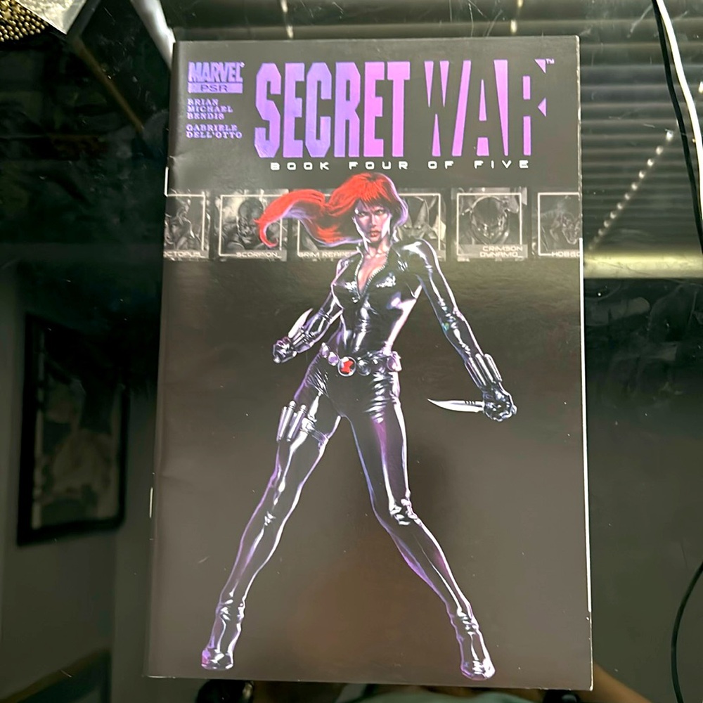 SECRET WAR #4  Black Widow cover ~ Gabriel Dell'Otto 2004